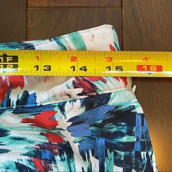 IZOD Golf Tennis Athletic Skort Skirt White Blue Red Floral Print Size 2 - Picture 11 of 16